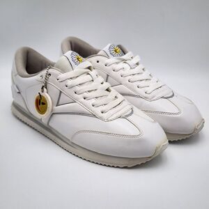 RARE 2008 YUMS "Jellybean" Women's SIZE 10 PATTENT LEATHER SHOES White SEE PHOTO